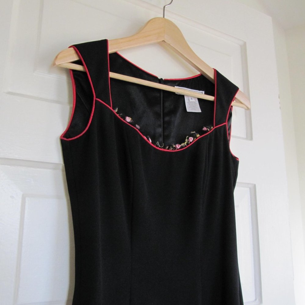 Wiggle Dress w/ Tiny Roses - Black Designer Dress - Catherine Curtis - Size 2